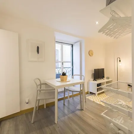 Lovelystay - The Nest Studio - Alfama *