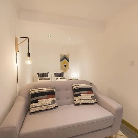 Lovelystay - The Nest Studio - Alfama Lisboa