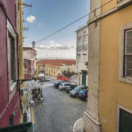 Lovelystay - The Nest Studio - Alfama Lisbon