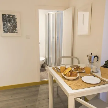Lovelystay - The Nest Studio - Alfama * Lizbona