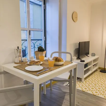 Lovelystay - The Nest Studio - Alfama Apartament *